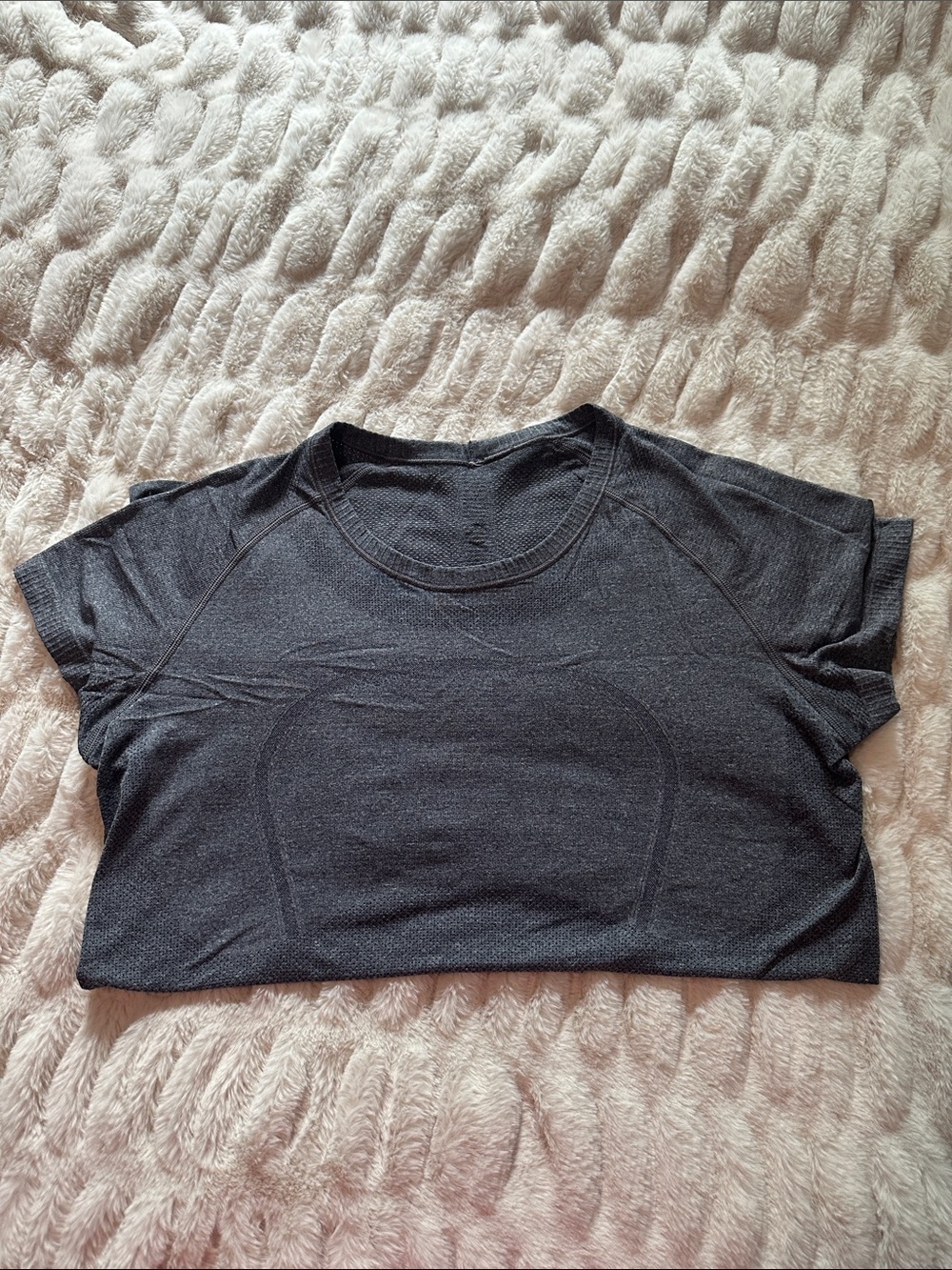Lululemon Swiftly Seamless Short-Sleeve Workout Tee - Charcoal Gray size 12 - Picture 5 of 6